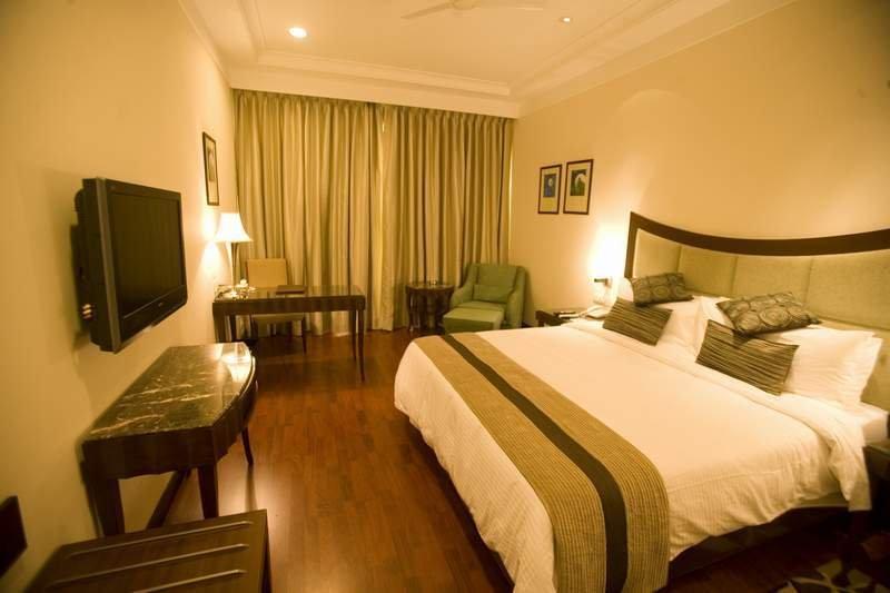 Muse Sarovar Portico Nehru Place Új-Delhi Kültér fotó